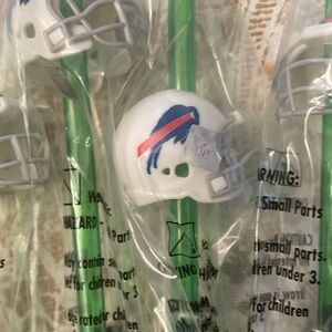8 Buffalo Bills NFL Sports Team Logo Straws w Helmets Fun for games,birthdays